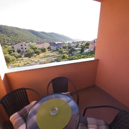 Bamba Lejlighed Grebaštica